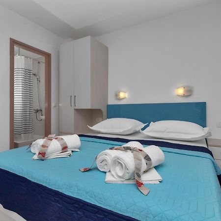 Apartments Ratko Tučepi Habitación foto